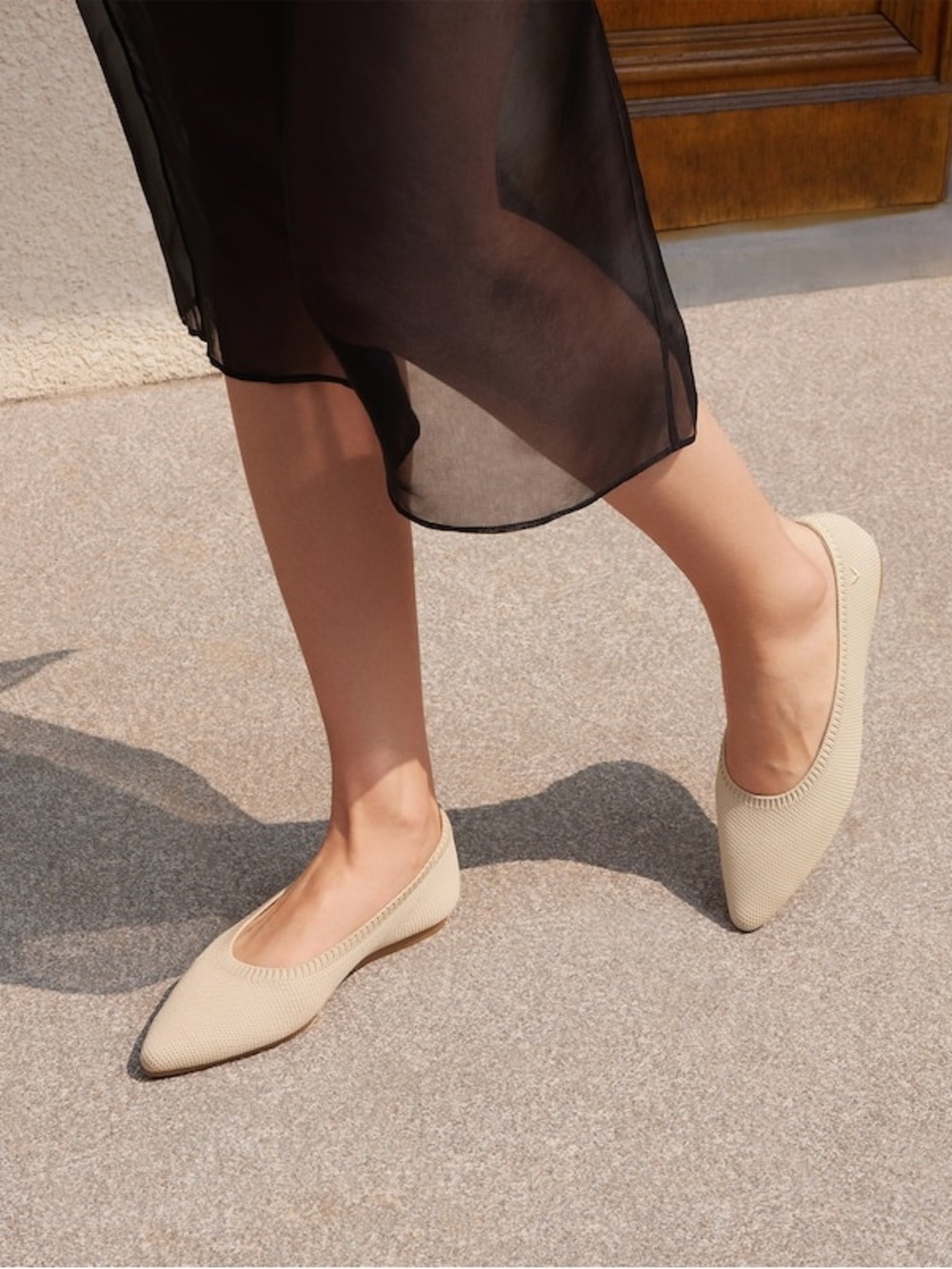 Vivaia Pointed-Toe Ballet Flats in Almond size 37 US 6.5